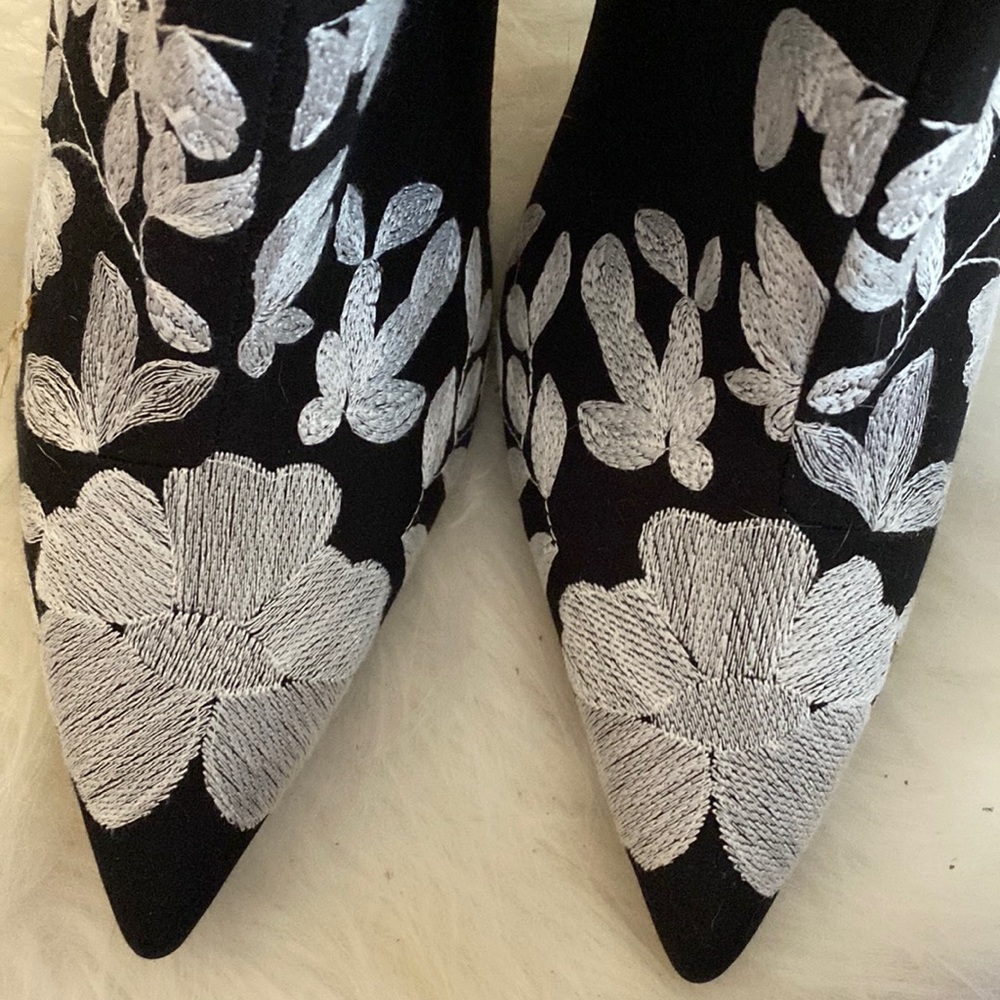 ZARA FABRIC ANKLE BOOT SIZE 9M